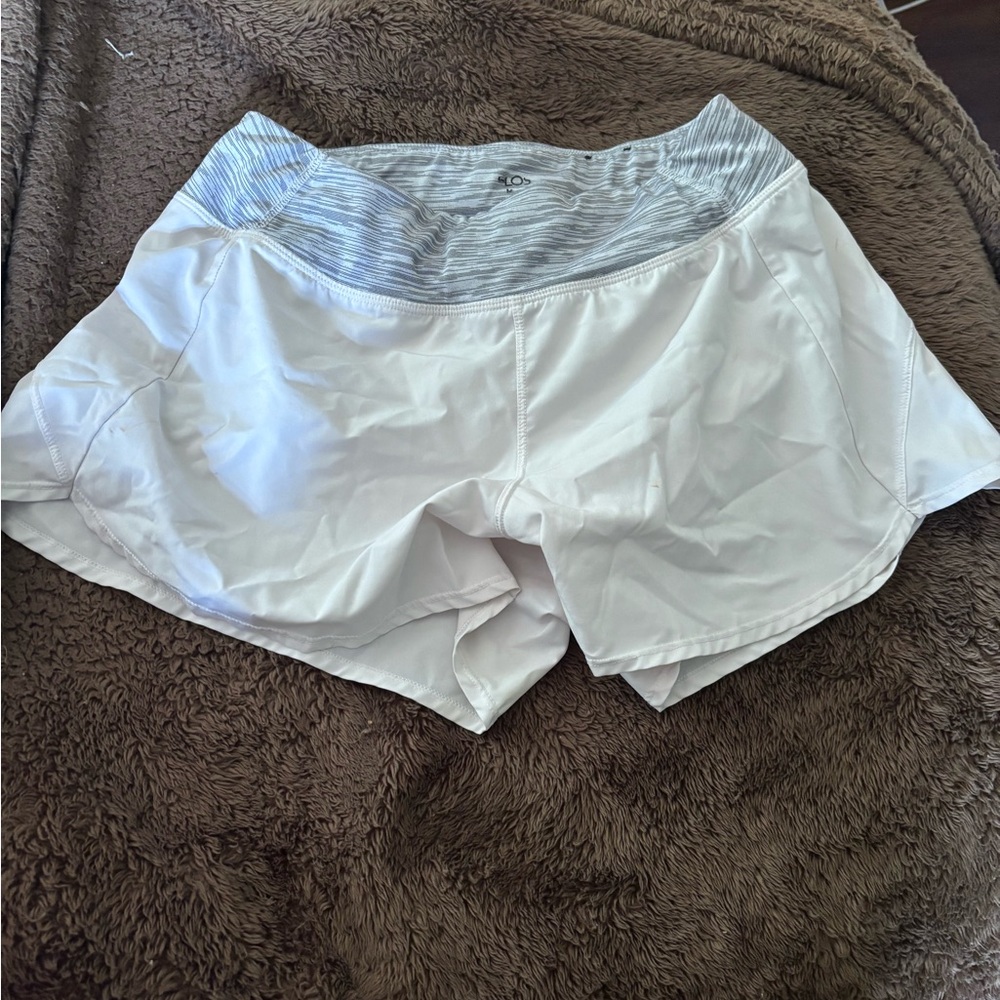 Women's M White Athletic Shorts excellent condition
